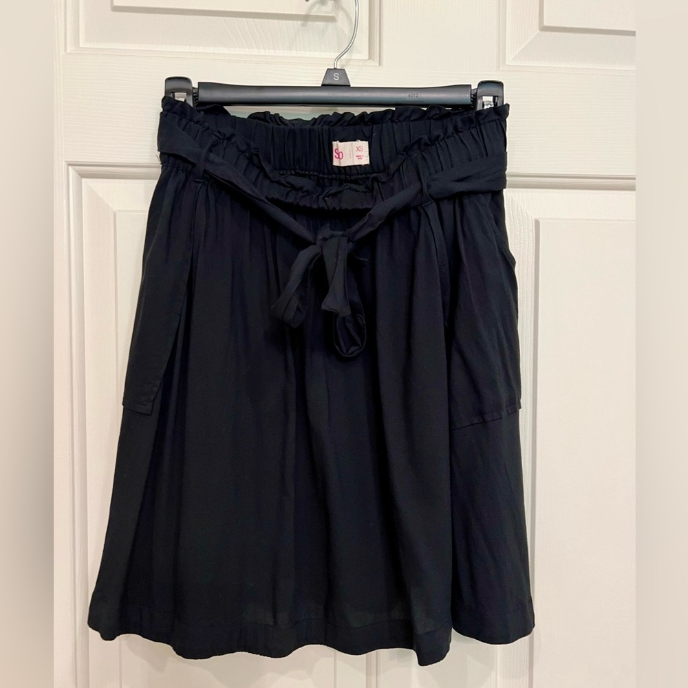 Black Skirt